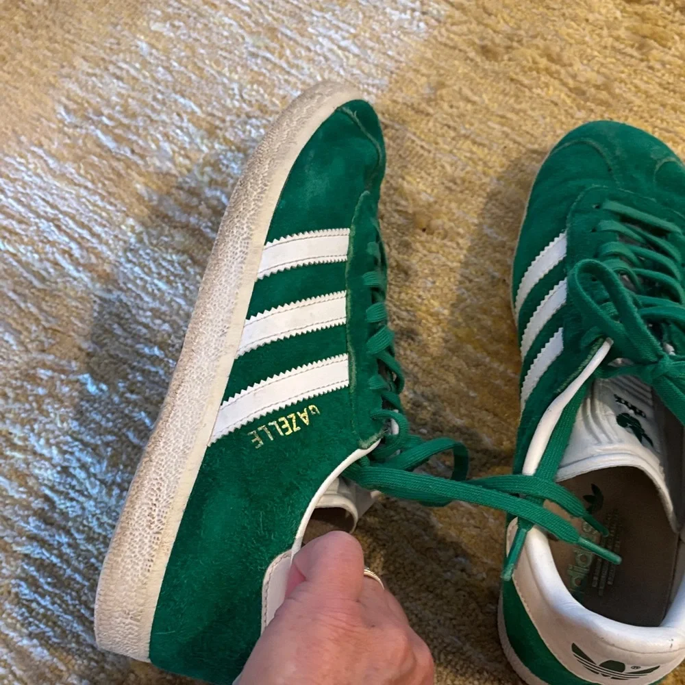 Adidas Classic Green and White Trainers Gazelle - Picture 5 of 8